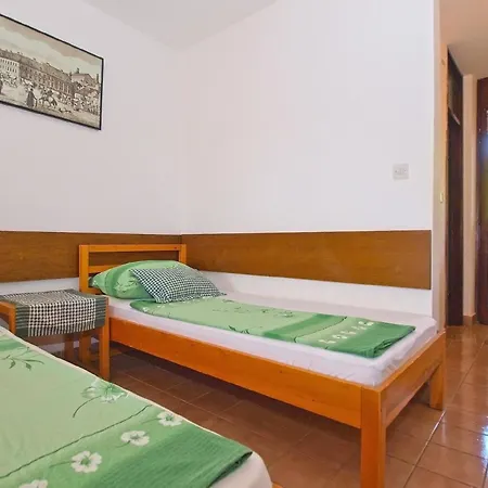 Apartman Fuer 4 Personen Ca 32 Qm In Segotici, Istrien Suedkueste Von Istrien