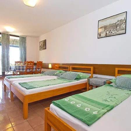 Fuer 4 Personen Ca 32 Qm In Segotici, Istrien Suedkueste Von Istrien Apartman *